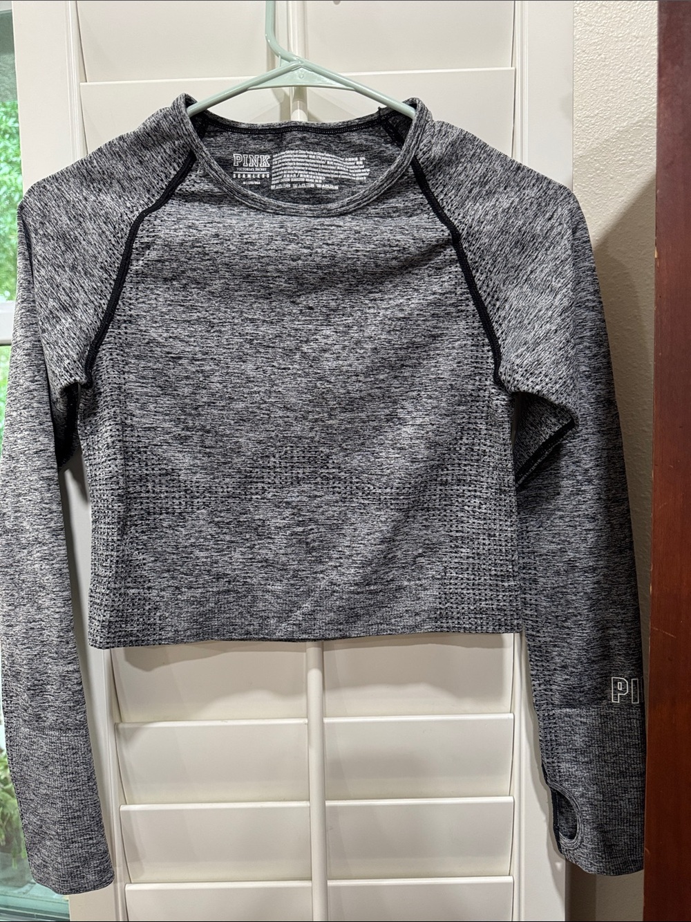 PINK Victoria's Secret Gray Heather Cropped Long-Sleeve Pullover
